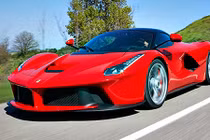 LaFerrari thứ 500 trở thành chiếc xe đắt nhất thế kỷ 21