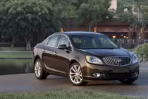 Top 10 mẫu xe ôtô được tin dùng nhất năm 2017