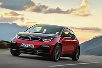 "Soi" xe ôtô điện BMW i3s từ 1,6 tỷ đồng tại Malaysia