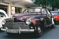 "Ông cụ" Peugeot hơn 60 tuổi bán 500 triệu ở Sài Gòn