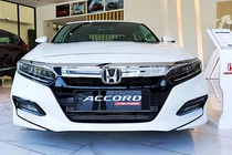 Honda Accord mới về Việt Nam, đắt hơn Camry từ 94 triệu đồng