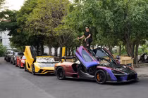 Hoàng Kim Khánh "show hàng" dàn siêu xe trăm tỷ ở Phúc Quốc, vắng Koenigsegg
