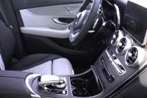 Nội thất GLC - “hậu duệ” GLK “y hệt” C-Class