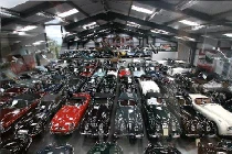 Nha sĩ bán bộ sưu tập xe siêu khủng 3.500 tỷ đồng