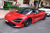 Chiêm ngưỡng siêu phẩm McLaren 720S Spider trên phố Sài Gòn