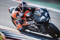 “Chiến mã” siêu mạnh KTM RC16 dành cho MotoGP 2017