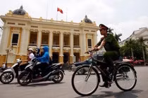 Dàn xe đạp tuần tra lăn bánh cùng Công an Hà Nội