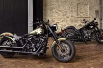 Diện kiến loạt “hàng khủng” 2016 của hãng môtô Harley-Davidson