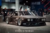 BMW 5 Series cháy trơ khung hồi sinh thành “xế khủng“