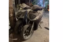 Xe ga dân chơi Honda PS và SH nhập Ý bị bỏ xó tại VN