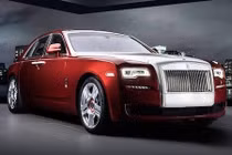 Rolls-Royce Ghost độ "kim cương đỏ" của hoàng gia Ả Rập