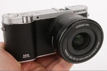 Đánh giá máy ảnh giá rẻ Samsung NX300