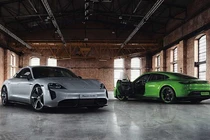 Porsche nâng cấp ngoại hình đầu tiên cho xe điện Taycan