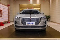 Xe sang Hồng Kỳ H9 Trung Quốc động cơ 2.5L, từ 1,5 tỷ đồng