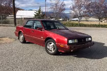 Sau 14 năm "gạ mua" mới tậu được chiếc xe Pontiac mơ ước