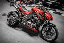 “Quái vật” bánh lớn Kawasaki Z1000 hàng độc tại Sài Thành