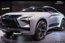 Xe tương lai Mitsubishi e-Evolution có gì “hot“?