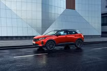 Peugeot 4008 Blackpack 2022 lộ diện với thiết kế thể thao hơn