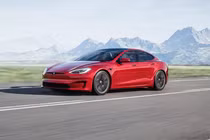 Tesla Model S 2021 chạy hơn 800 km/một lần sạc, từ 79.990 USD