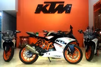 KTM Việt Nam tặng hàng loạt đồ chơi cho khách mua xe