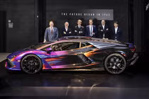 Lamborghini Revuelto Opera Unica triệu đô mất tới 18 ngày sơn ngoại thất