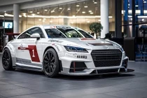 Ngắm xe sang thể thao Audi TT “đặc chế” cho giải đua 