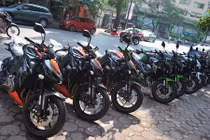 “Đập thùng” cả dàn môtô Kawasaki Z đủ sắc màu tại Hà Nội