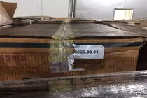 25 tấn đùi gà tây xông khói Hàn Quốc rỉ nước được "hoá phép" tại KCN Quang Minh