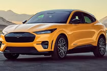 Ford tung loạt ưu đãi cho F-150 Lightning và Mustang Mach-E