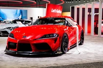 "Soi" Toyota GR Supra Heritage phiên bản Giáng sinh 2019