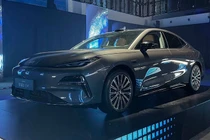 Geely ra mắt sedan Galaxy Starshine 8 mới, liệu có về Việt Nam?