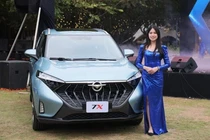 "Ế chổng vó" tại Việt Nam, Haima 7X tiếp tục giảm gần 200 triệu