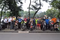 Hàng chục môtô Pkl của hội Naked Rider tụ hội tại Hà Nội