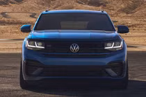 Volkswagen “nhét” động cơ của Goft R vào chiếc Atlas Cross Sport 