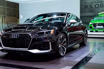 Cận cảnh Audi RS 5 mới phiên bản "Báo Đen"