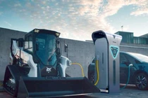 Doosan Bobcat - chiếc xe xúc đất chạy điện đầu tiên trên thế giới