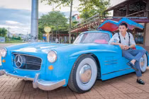 Mercedes-Benz 300 SL Gullwing chỉ 150 triệu của 9X Krông Năng