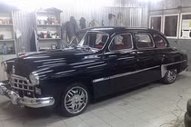 Xưởng độ chuyên biến BMW và Mercedes thành ôtô Liên Xô cũ