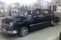 Xưởng độ chuyên biến BMW và Mercedes thành ôtô Liên Xô cũ