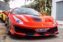 "Soi" Ferrari 488 Pista Spider triệu đô đầu tiên tại Việt Nam