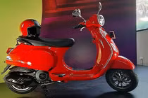 Chi tiết xe ga Vespa LX 125 iGet 2019 từ 58,2 triệu đồng