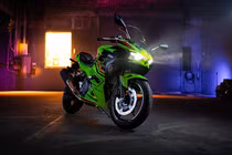 Cận cảnh Kawasaki Ninja 500 từ 194 triệu đồng tại Việt Nam