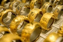 Giá vàng hôm nay 10/12: Vàng lại tăng giá