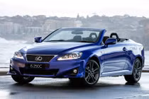 2.000 xe hạng sang Lexus bị triệu hồi do lỗi túi khí 