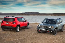 “Kẻ nổi loạn” Jeep Renegade 2015 cuốn hút mọi góc nhìn