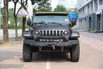 Chiếc Jeep Wrangler Rubicon 2020 chào bán hơn 3,3 tỷ tại Việt Nam