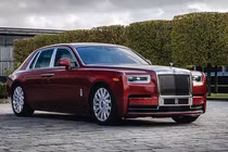 Xe siêu sang Rolls-Royce Phantom RED ngoại thất rắc bụi pha lê