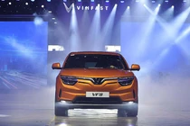 VinFast là VF8 và VFe34 xe điện Việt Nam lọt top 10 ôtô bán chạy nhất 