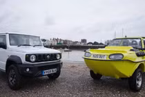 Suzuki Jimny lưỡng cư "biết bơi" chỉ 283 triệu đồng tại Anh