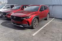 Chi tiết Mazda CX-50 2022 “bằng xương bằng thịt”, có về Việt Nam?